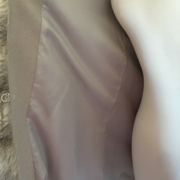 SALE Vintage Faux Fur Wool Coat - Picture 4 of 8